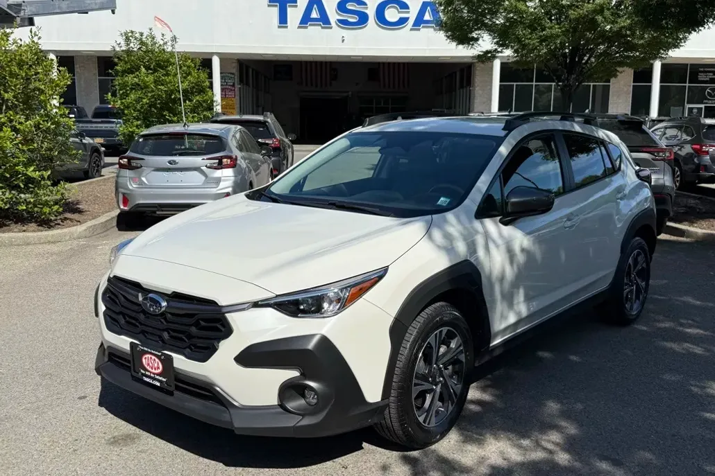 2024 Subaru Crosstrek Premium photo 1