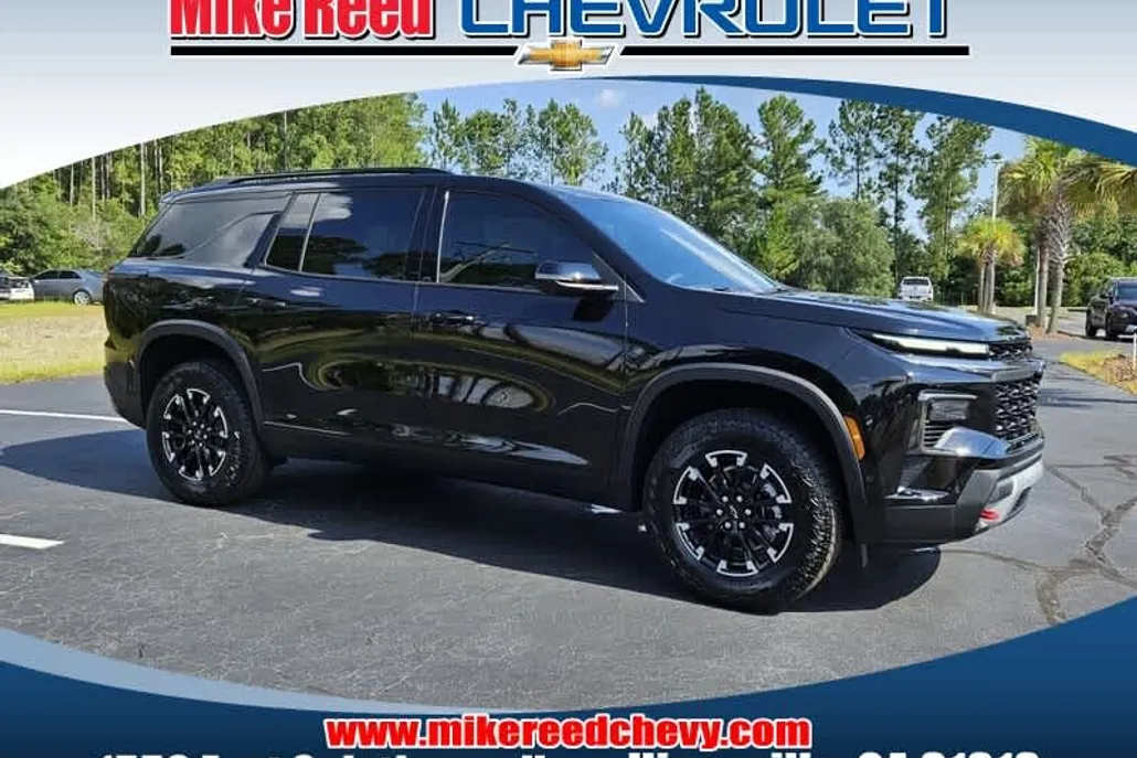 2026 Chevrolet Traverse Z71 photo 1