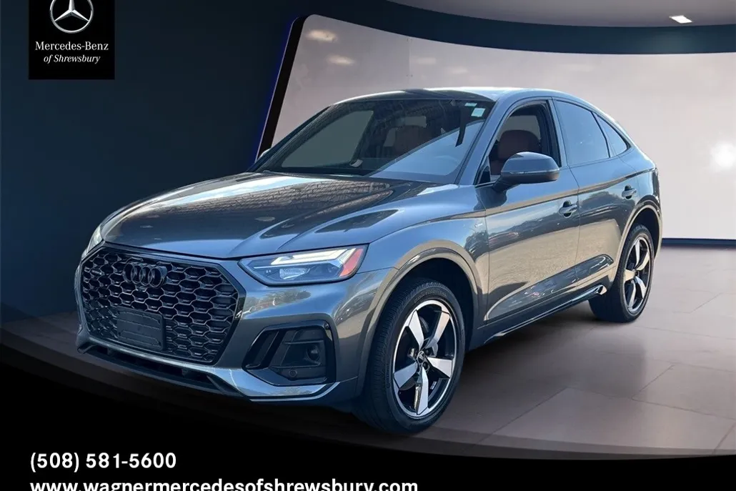 2022 Audi Q5 S line Premium Plus photo 1