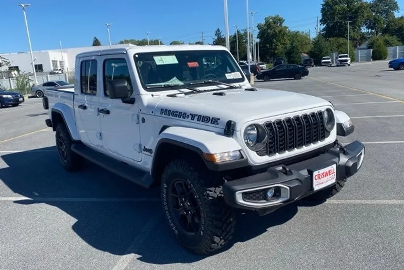 2025 Jeep Gladiator Sport photo 1