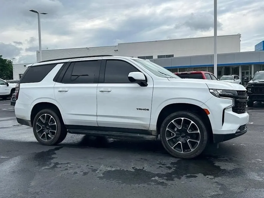 2023 Chevrolet Tahoe RST photo 1