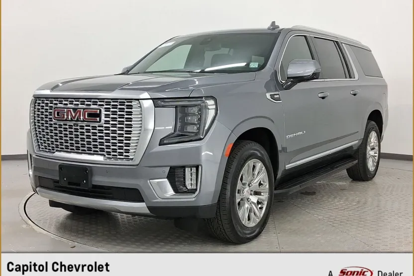 2021 Gmc Yukon XL Denali photo 1