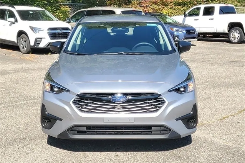 2025 Subaru Impreza Base photo 1