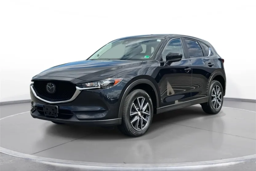 2018 Mazda CX-5 Touring photo 1