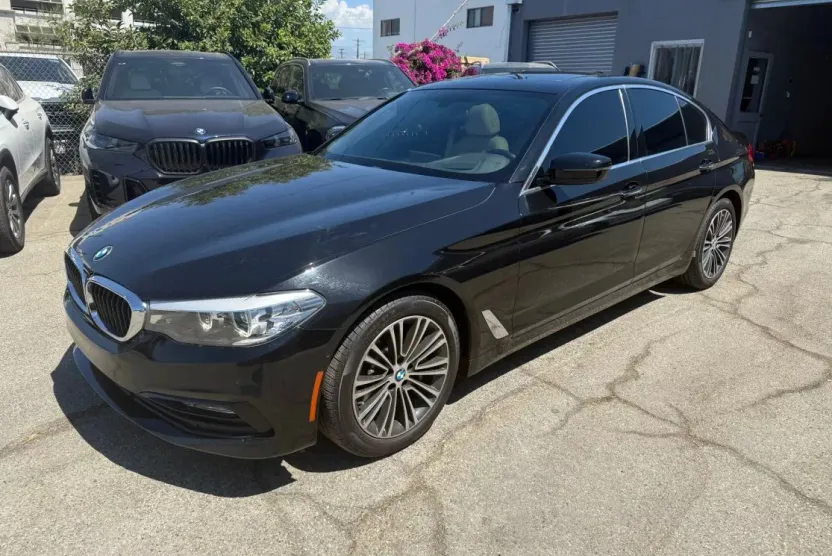 2017 Bmw 530i photo 1