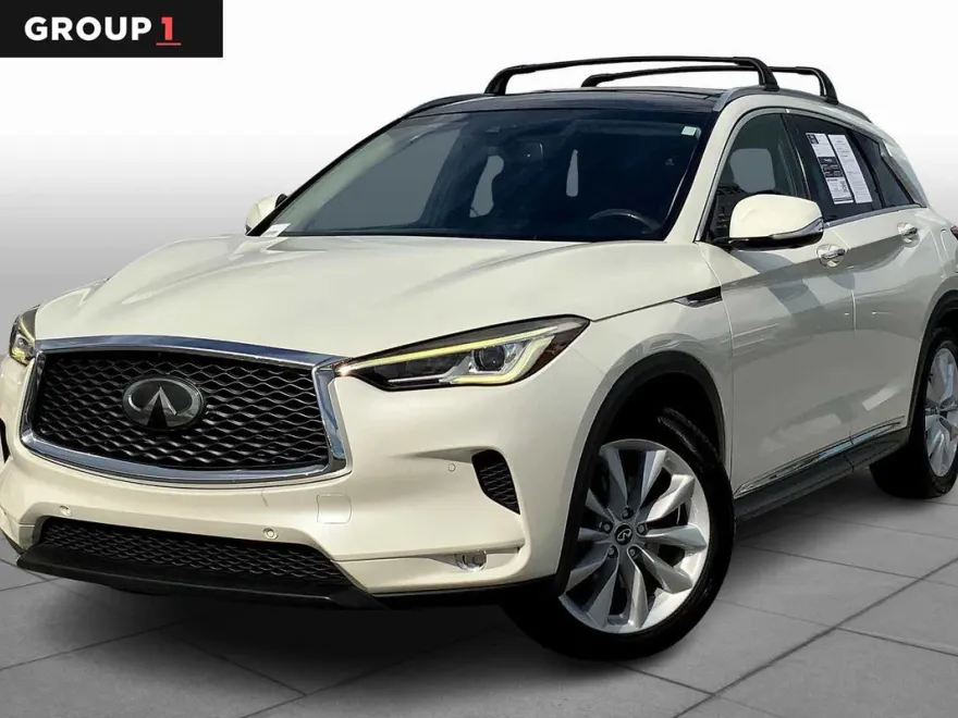 2019 Infiniti QX50 Essential photo 1