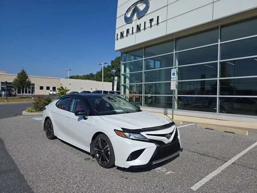 2019 Toyota Camry XSE V6 photo 1