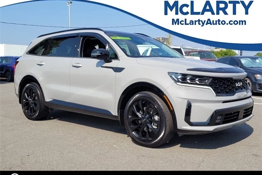 2022 Kia Sorento SX photo 1