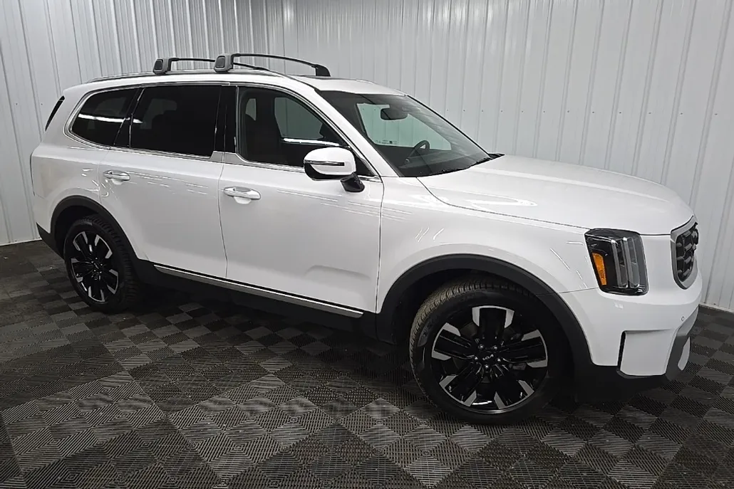 2023 Kia Telluride SX photo 1