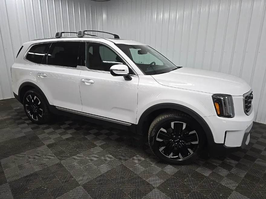 2023 Kia Telluride SX photo 1