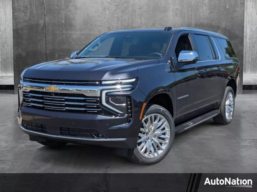 2025 Chevrolet Suburban Premier photo 1