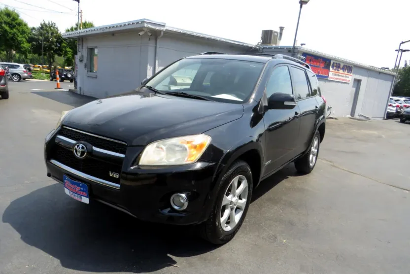 2011 Toyota RAV4 Limited photo 1