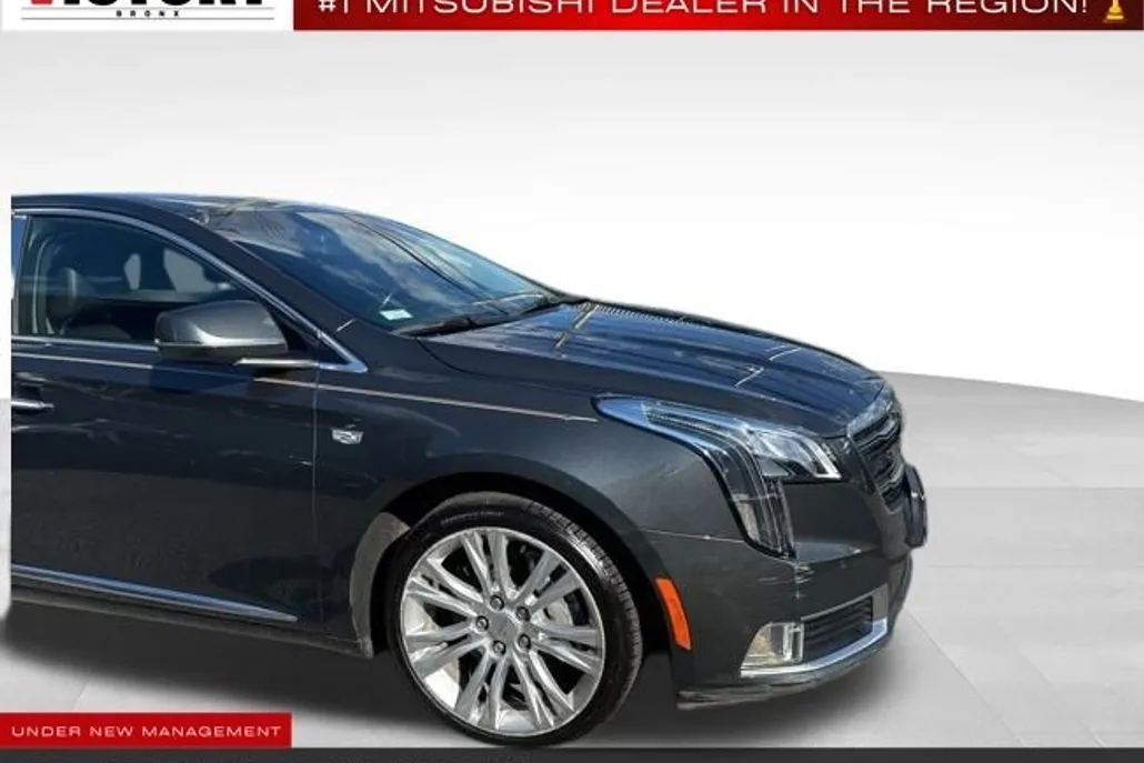 2018 Cadillac XTS Luxury photo 1