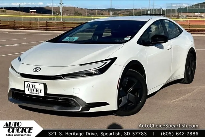 2024 Toyota Prius Prime SE photo 1