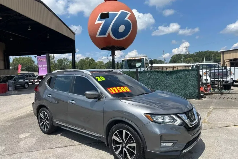 2020 Nissan Rogue S photo 1
