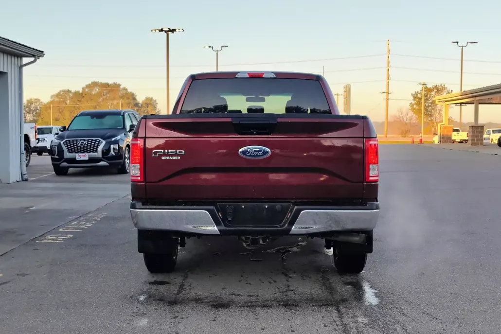 2015 Ford F-150 XLT photo 1