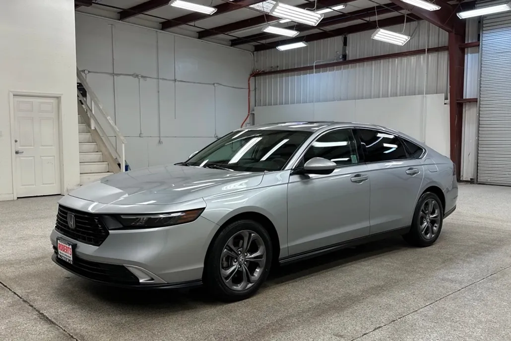 2023 Honda Accord EX photo 1