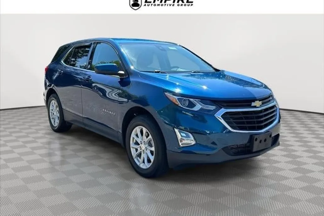2020 Chevrolet Equinox LT photo 1