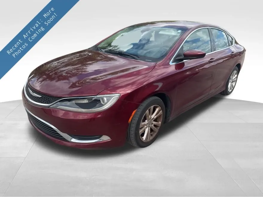 2015 Chrysler 200 Limited photo 1