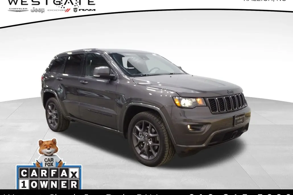 2021 Jeep Grand Cherokee Anniversary Edition photo 1