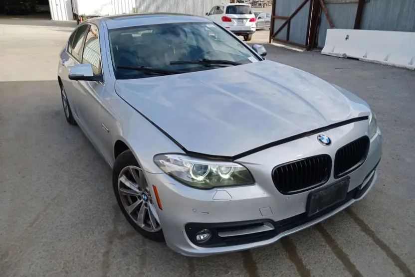 2016 Bmw 528i xDrive photo 1