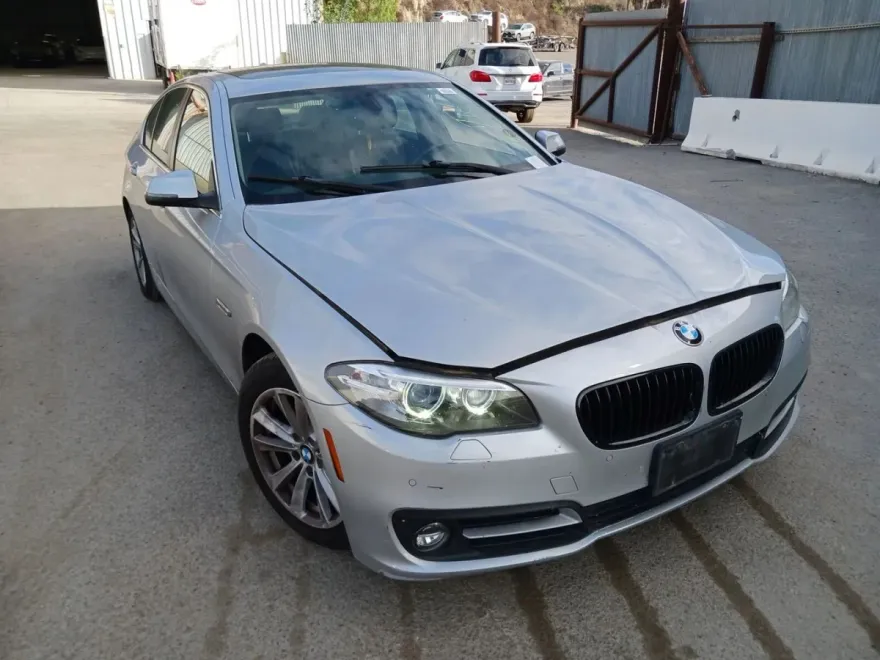 2016 Bmw 528i xDrive photo 1