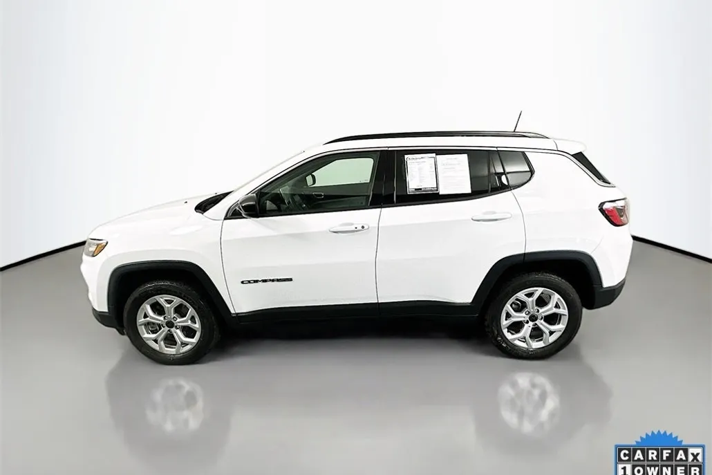 2025 Jeep Compass Latitude photo 1
