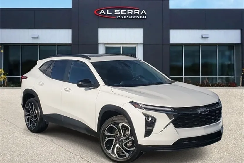 2025 Chevrolet Trax photo 1
