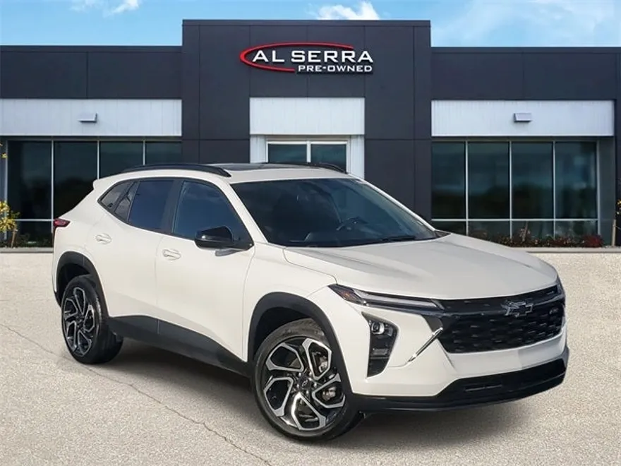 2025 Chevrolet Trax photo 1