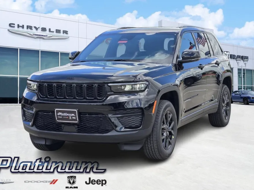2025 Jeep Grand Cherokee Altitude photo 1