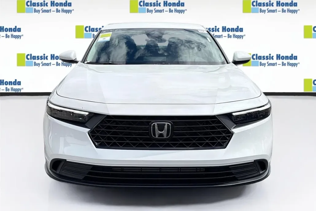 2025 Honda Accord LX photo 1