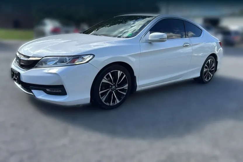 2016 Honda Accord EX-L photo 1
