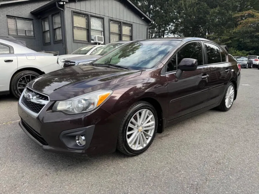 2012 Subaru Impreza 2.0i Limited photo 1
