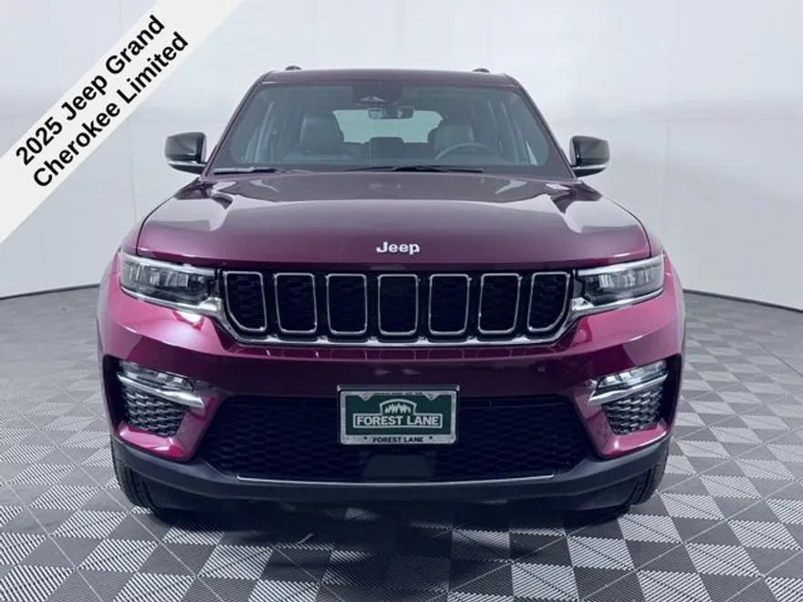 2025 Jeep Grand Cherokee Limited photo 1