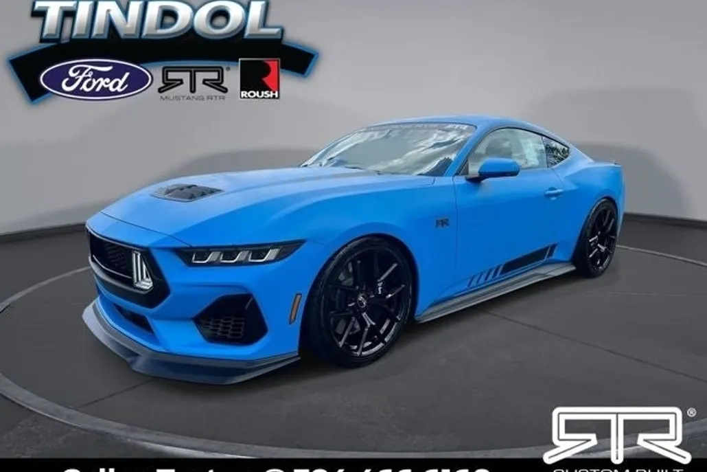 2025 Ford Mustang GT photo 1