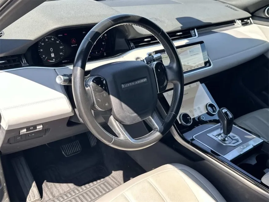 2020 Land Rover Range Rover Evoque SE photo 1