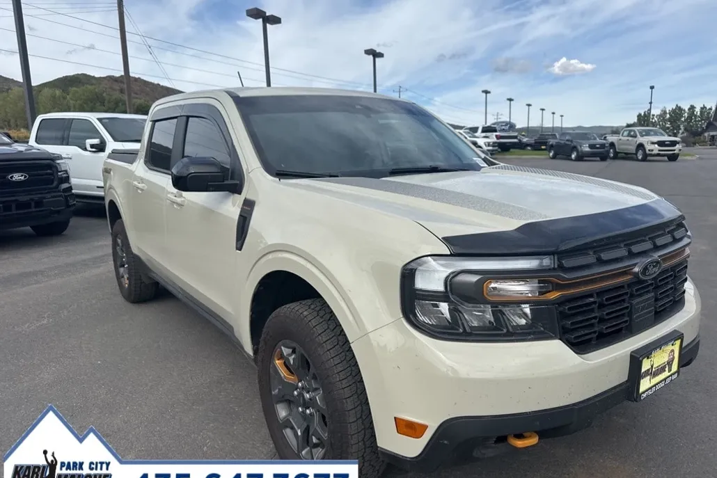 2024 Ford Maverick Lariat Tremor photo 1