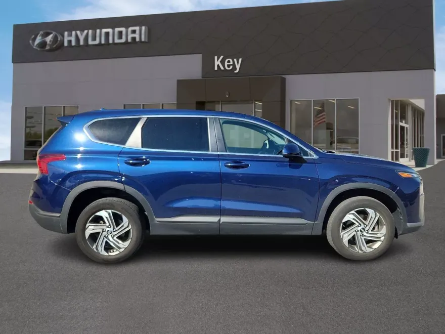 2023 Hyundai Santa Fe SE photo 1