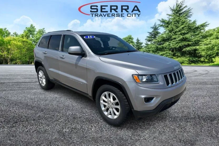 2015 Jeep Grand Cherokee Laredo photo 1