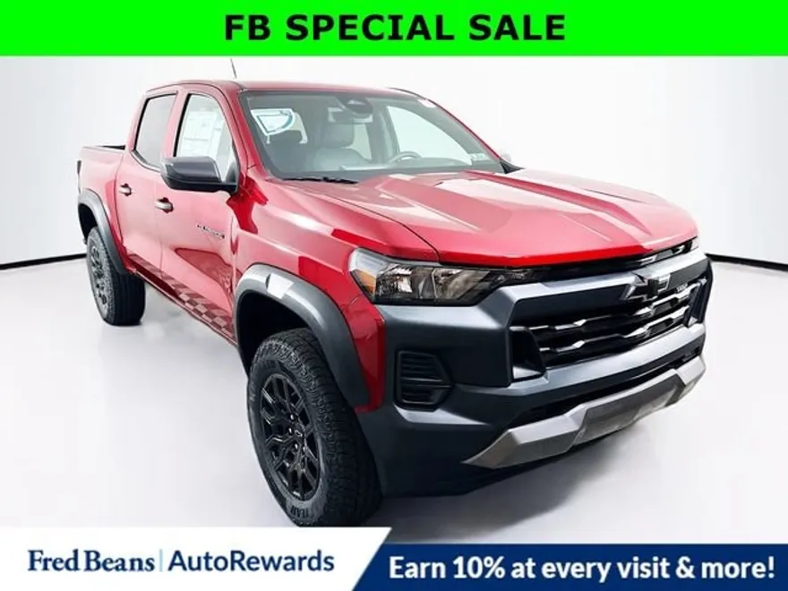 2025 Chevrolet Colorado Trail Boss photo 1