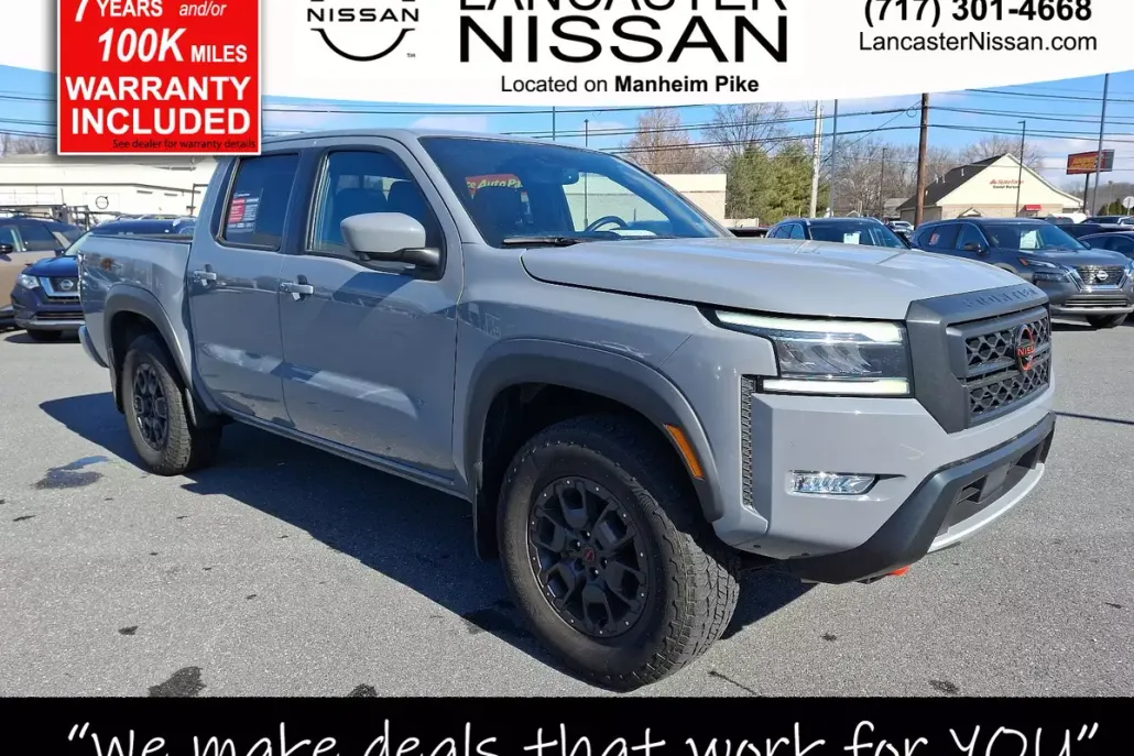 2022 Nissan Frontier PRO-4X photo 1
