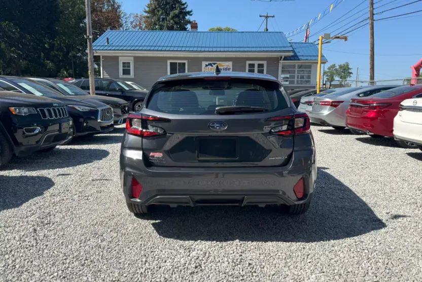 2025 Subaru Impreza Base photo 1