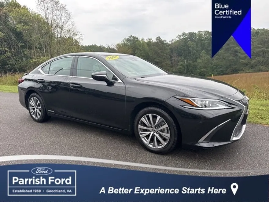 2021 Lexus ES 300h photo 1