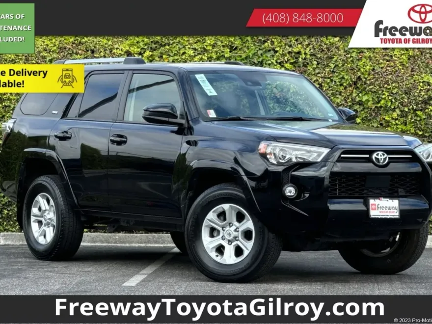 2022 Toyota 4Runner SR5 photo 1