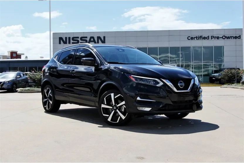 2022 Nissan Rogue Sport SL photo 1