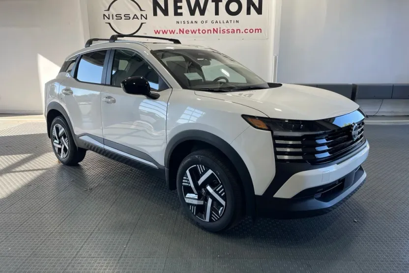 2026 Nissan Kicks SV photo 1