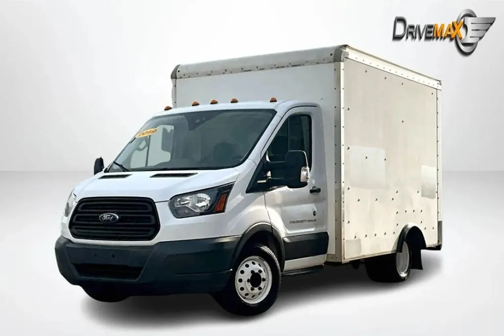 2019 Ford Transit Cutaway Van photo 1