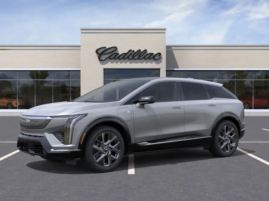 2025 Cadillac Optiq Luxury photo 1