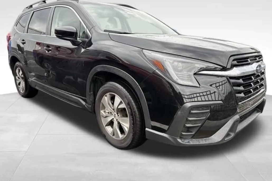 2024 Subaru Ascent Premium photo 1