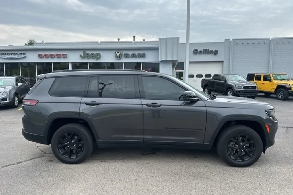 2024 Jeep Grand Cherokee Altitude X photo 1